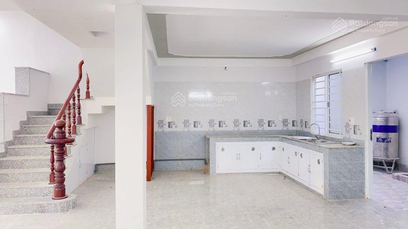 Housing in Cai Rang, Vietnam Housing in Cai Rang, Vietnam