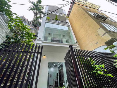 Жилье в Hanoi, Vietnam Жилье в Hanoi, Vietnam