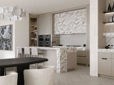 Sunrise City, Vietnam  Sunrise City, Vietnam