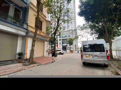 Gehäuse In Ha GJong, Vietnam Gehäuse In Ha GJong, Vietnam