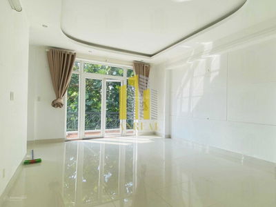 Housing in Nha Be, Vietnam Housing in Nha Be, Vietnam