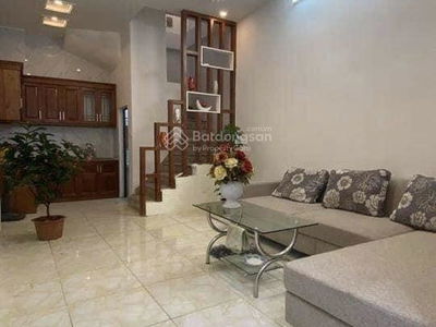 Gehäuse In Hanoi, Vietnam Gehäuse In Hanoi, Vietnam