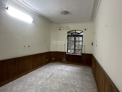 Gehäuse In Hanoi, Vietnam Gehäuse In Hanoi, Vietnam