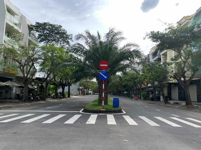 The Seasons Lái Thiêu, Vietnam The Seasons Lái Thiêu, Vietnam