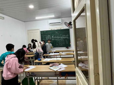 Gehäuse In Hanoi, Vietnam Gehäuse In Hanoi, Vietnam