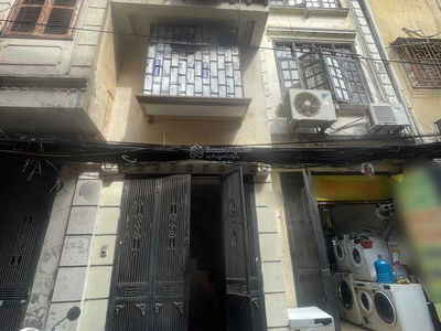 Gehäuse In Hanoi, Vietnam Gehäuse In Hanoi, Vietnam