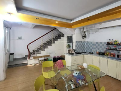 Housing in Hanoi, Vietnam Housing in Hanoi, Vietnam