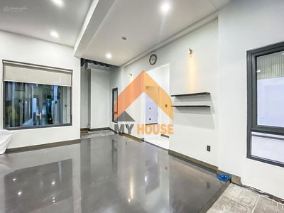 Gehäuse In Di An, Vietnam Gehäuse In Di An, Vietnam