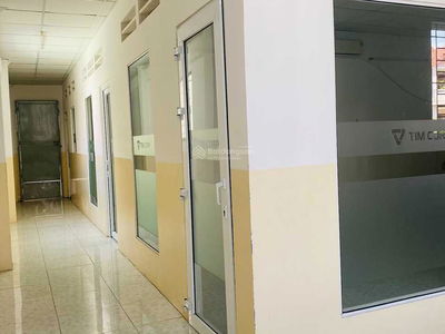 Gehäuse In Nha Be, Vietnam  Gehäuse In Nha Be, Vietnam