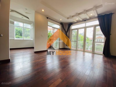 Gehäuse In Nha Be, Vietnam Gehäuse In Nha Be, Vietnam