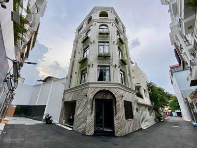 Housing in Ho Chi Minh City, Vietnam Housing in Ho Chi Minh City, Vietnam