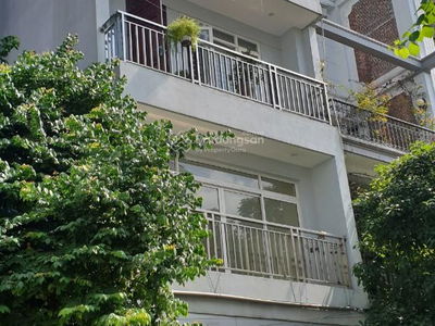 Gehäuse In Hanoi, Vietnam Gehäuse In Hanoi, Vietnam