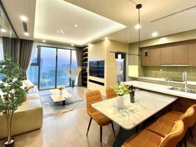 Hoang Cau Skyline, Vietnam Hoang Cau Skyline, Vietnam