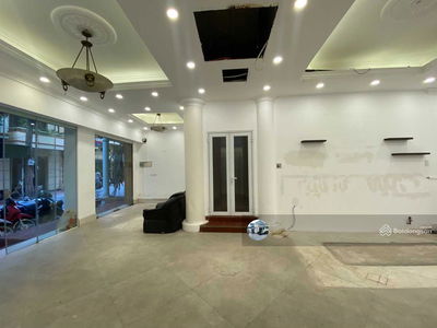 Gehäuse In Hanoi, Vietnam Gehäuse In Hanoi, Vietnam