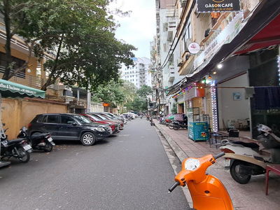 Housing in Hanoi, Vietnam Housing in Hanoi, Vietnam