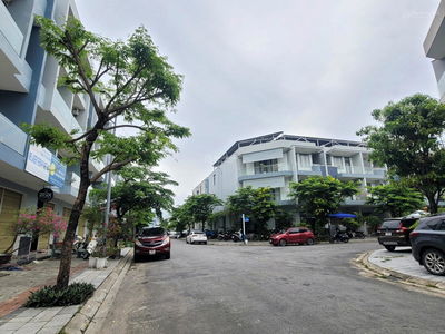 Housing in Da Nang, Vietnam  Housing in Da Nang, Vietnam