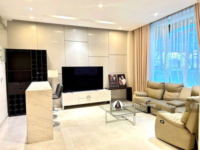 Phú Mỹ Hưng, Vietnam  Phú Mỹ Hưng, Vietnam