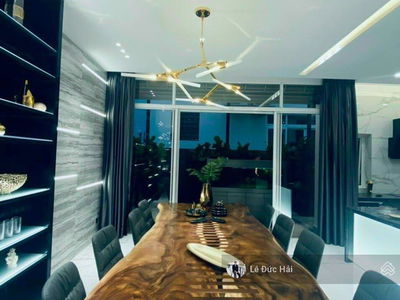 Phú Mỹ Hưng, Vietnam  Phú Mỹ Hưng, Vietnam