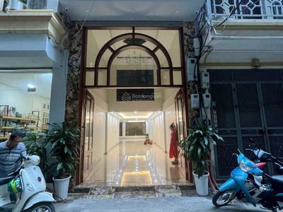 Gehäuse In Hanoi, Vietnam Gehäuse In Hanoi, Vietnam