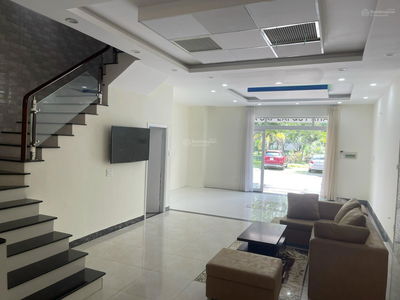 Mega Ruby, Vietnam Mega Ruby, Vietnam