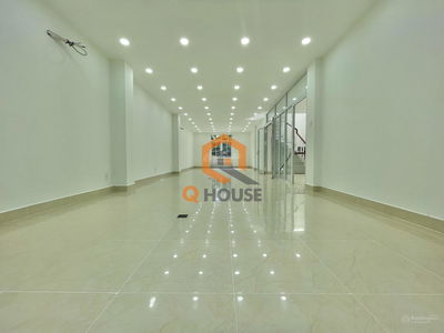 Gehäuse In Nha Be, Vietnam Gehäuse In Nha Be, Vietnam