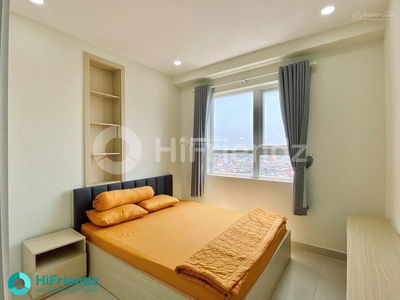 Topaz Elite, Vietnam Topaz Elite, Vietnam