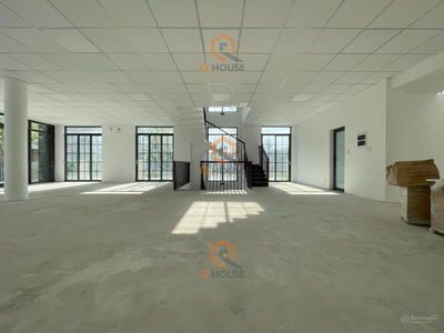 Gehäuse In Nha Be, Vietnam  Gehäuse In Nha Be, Vietnam