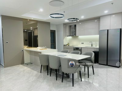 The Peak, Vietnam  The Peak, Vietnam