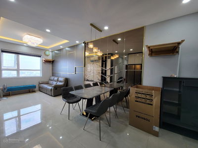 Topaz Elite, Vietnam  Topaz Elite, Vietnam