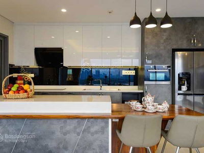 Diamond Island, Vietnam Diamond Island, Vietnam