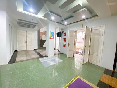 Gehäuse In Haiphong, Vietnam Gehäuse In Haiphong, Vietnam