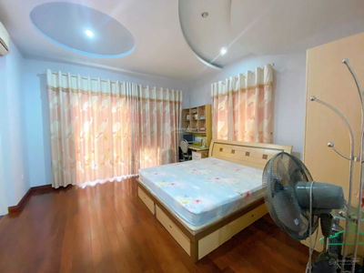 Gehäuse In Haiphong, Vietnam Gehäuse In Haiphong, Vietnam