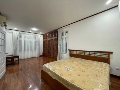 Housing in Hanoi, Vietnam Housing in Hanoi, Vietnam