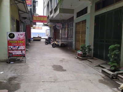 Housing in Hanoi, Vietnam Housing in Hanoi, Vietnam