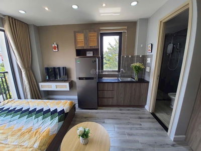 Au Co Street, Vietnam Au Co Street, Vietnam