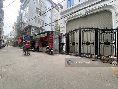 Housing in Hanoi, Vietnam Housing in Hanoi, Vietnam