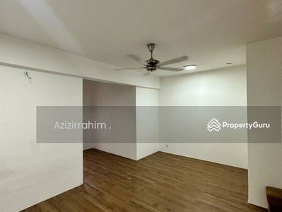Partly Furnished 2 Storey Casa Green Cybersouth, Malaysia Partly Furnished 2 Storey Casa Green Cybersouth, Malaysia