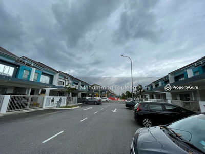 Pristine 3 @ Bandar Baru Enstek, Malaysia Pristine 3 @ Bandar Baru Enstek, Malaysia