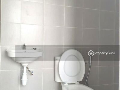 Taman Tasik Semenyih Townhouse Garden Villa near Nottingham University, Malaysia Taman Tasik Semenyih Townhouse Garden Villa near Nottingham University, Malaysia