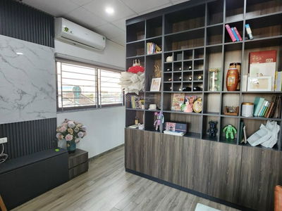 Ngoc Thuy Street, Vietnam Ngoc Thuy Street, Vietnam