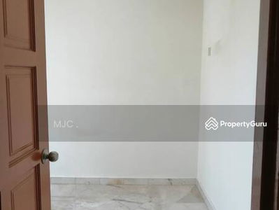 End Lot 2 storey house @ Taman Saga , Klang, Malaysia End Lot 2 storey house @ Taman Saga , Klang, Malaysia