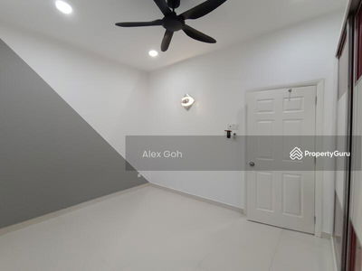 Southlake, Desa Parkcity, Malaysia Southlake, Desa Parkcity, Malaysia