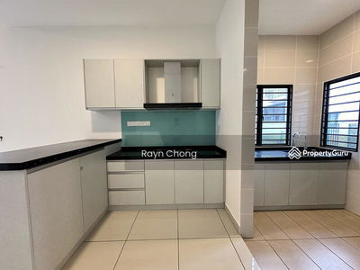 Evira @ Warisan Puteri, Malaysia Evira @ Warisan Puteri, Malaysia