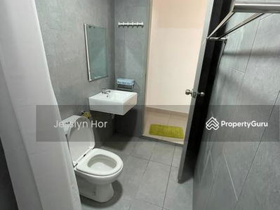 M Vertica, Malaysia M Vertica, Malaysia