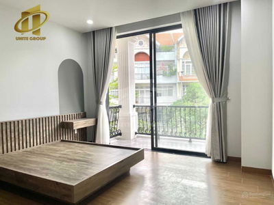 Nguyen Gia Tri Street, Vietnam Nguyen Gia Tri Street, Vietnam