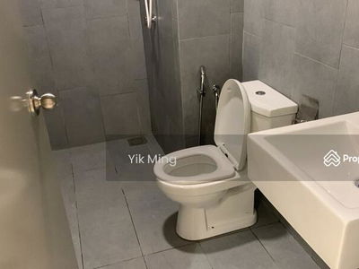 M Vertica, Malaysia M Vertica, Malaysia