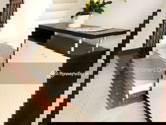 Beverly Row, Malaysia Beverly Row, Malaysia