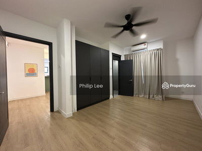 Ritchie's Pavilion, Malaysia Ritchie's Pavilion, Malaysia