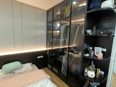 Iris Garden, Vietnam Iris Garden, Vietnam