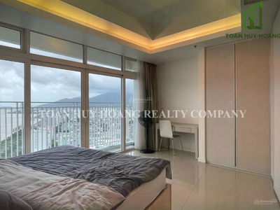 Azura, Vietnam Azura, Vietnam